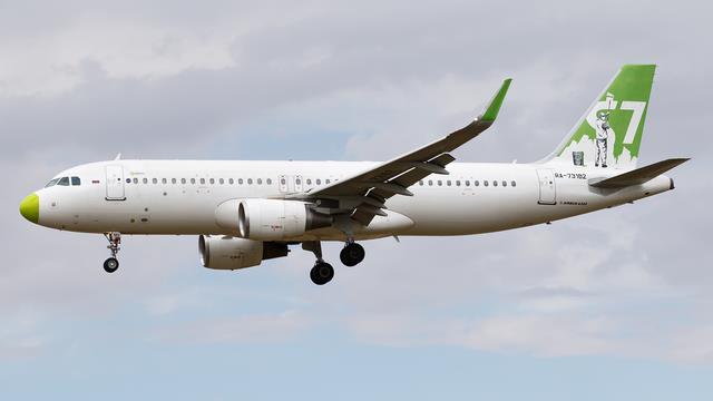 RA-73182:Airbus A320-200:S7 Airlines